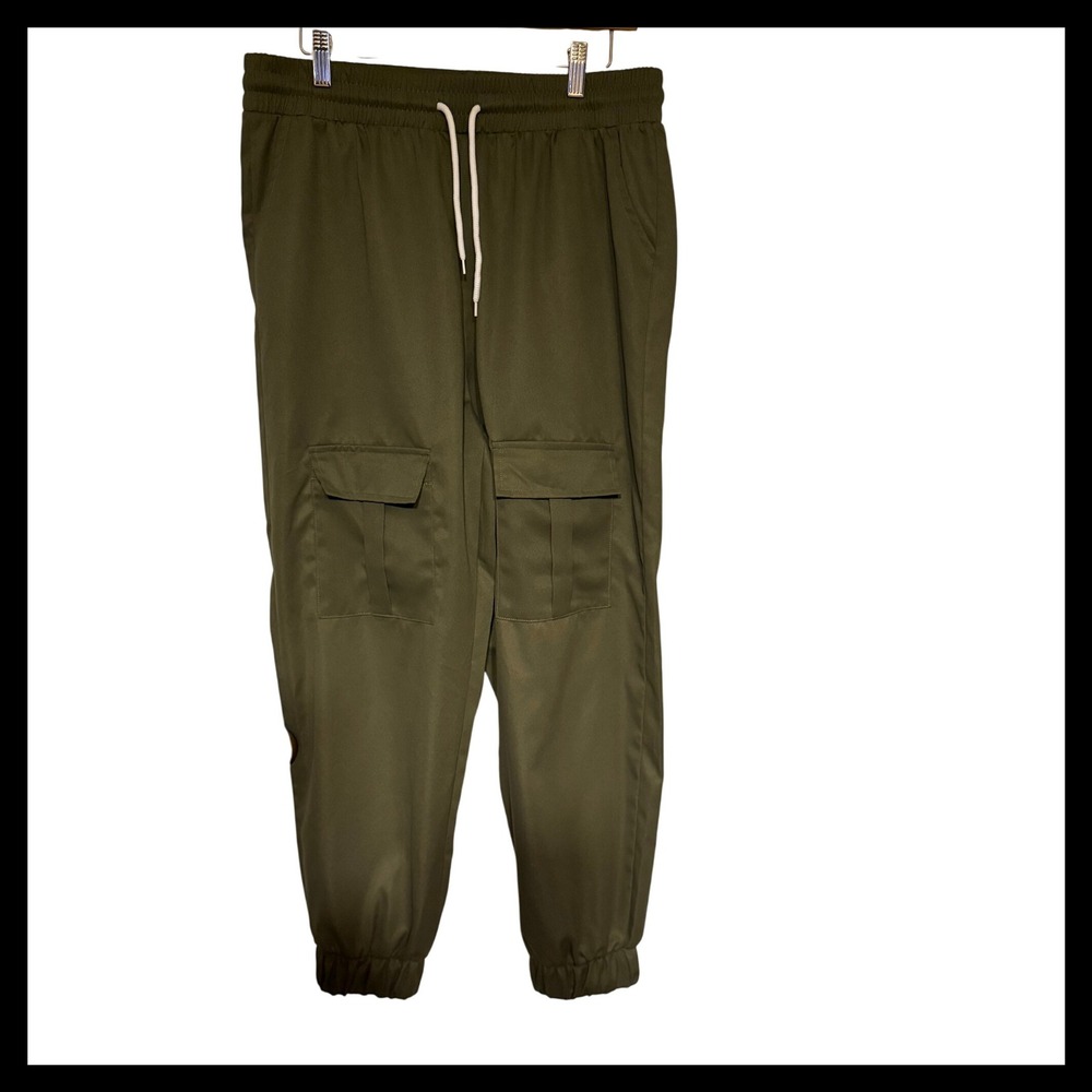 NWOT Mens Olive Green Casual Jogger Pants with Cargo Pockets & Drawstring Waist